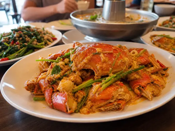 쏨분 씨푸드 (Somboon Seafood) 반탓통점