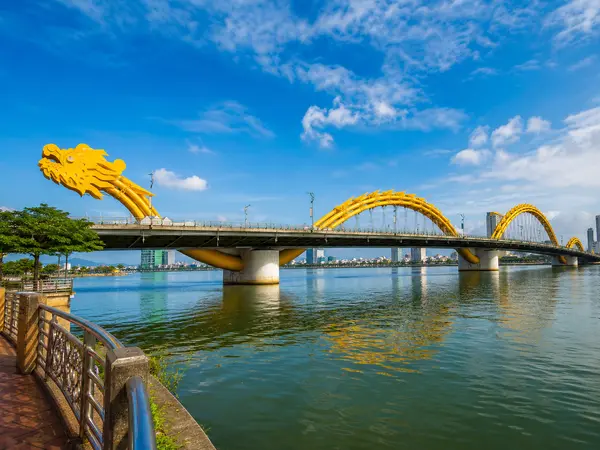 용다리 (Dragon Bridge)